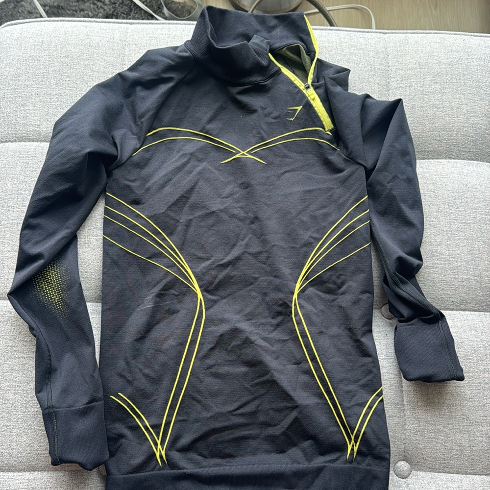 Gym shark long sleeve running top